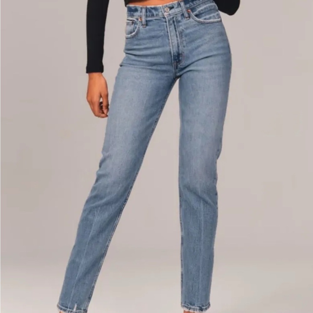 Abercrombie and Fitch The Mom High Rise Curve Love